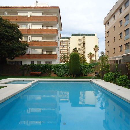 Apartamentos Antillas Fenals Lloret de Mar Exterior photo